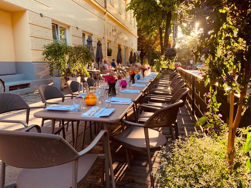 KLIMENTI’S: Mediterranes Flair auf der Sonnenterrasse 