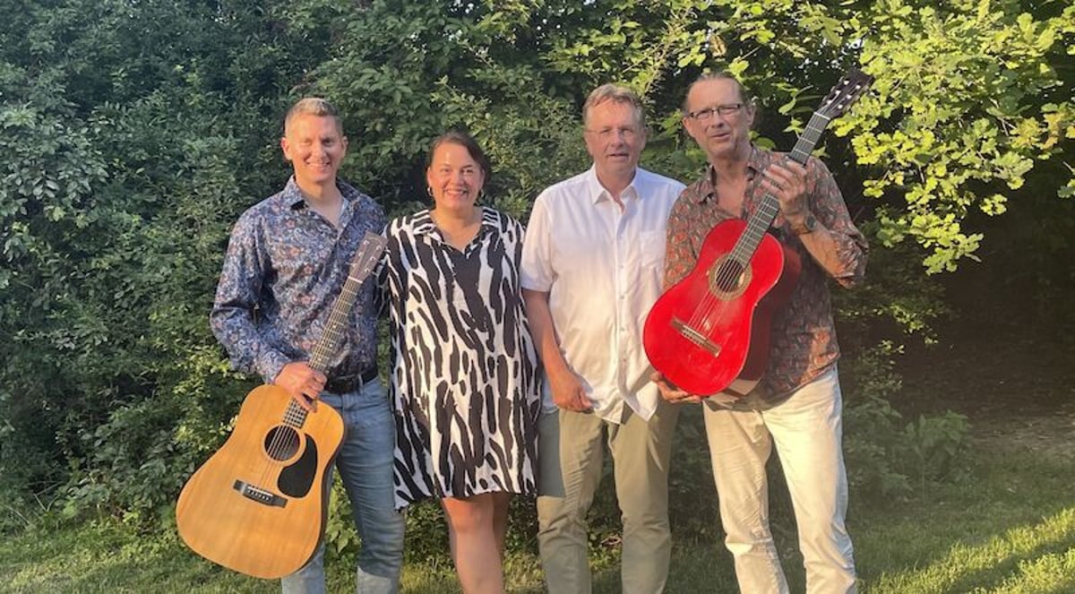 Thomas Kraft & Ricardo Volkert  & ’tell me no lies’ – Thomas Kraft – Als ich mit Leonard Cohen einen Hut kaufen ging