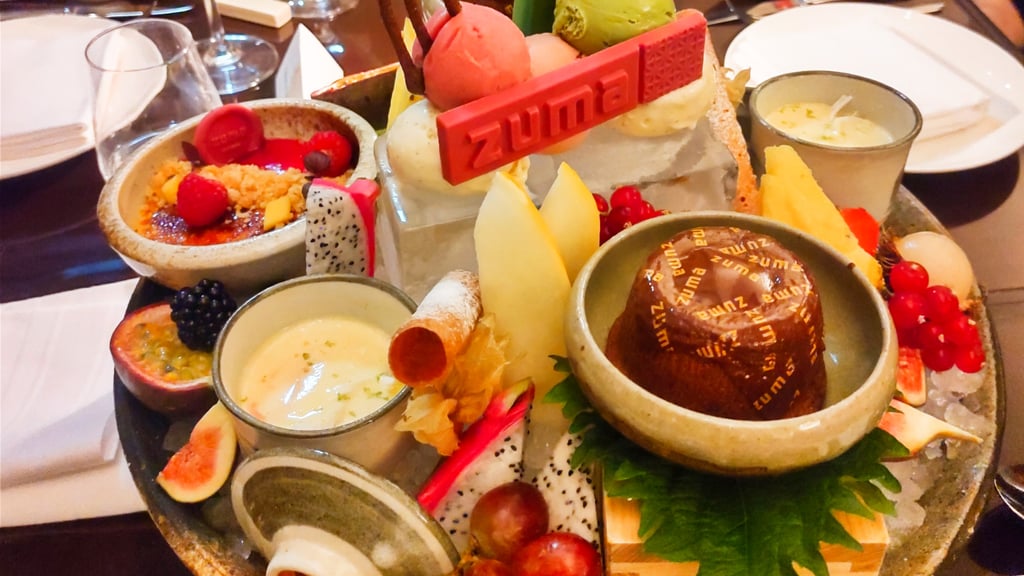 Große Dessertauswahl im Zuma