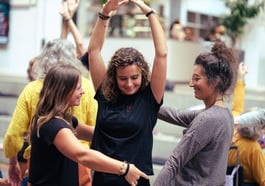 Community Dance im HP8