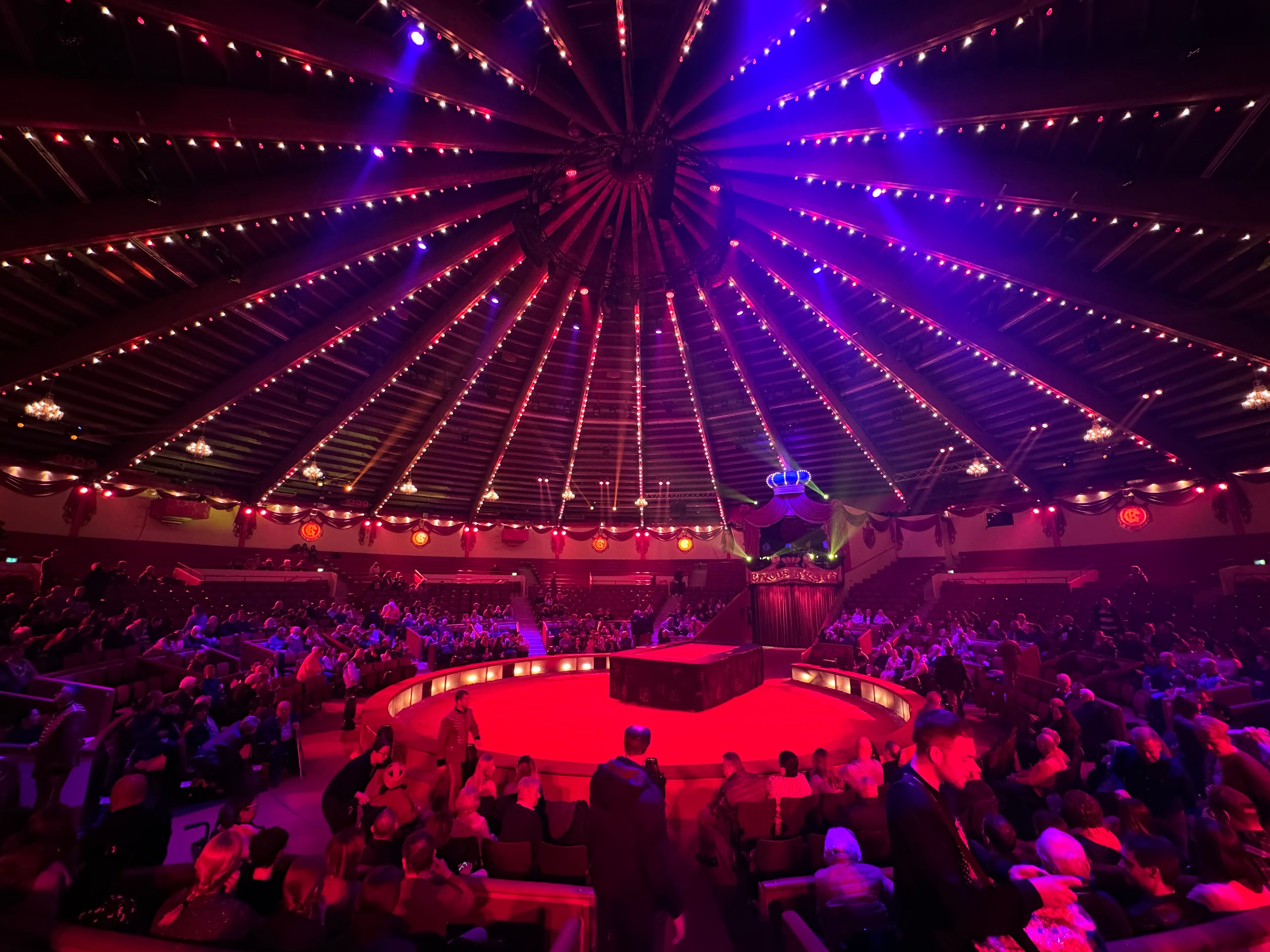 Circus Krone