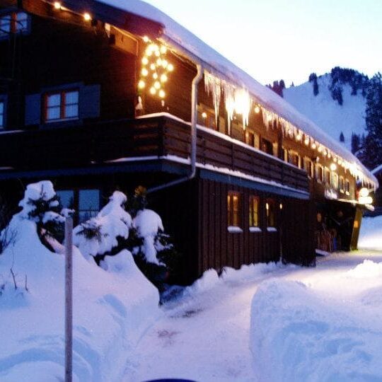 Schlittenfahren München, Rodeln, Rodelhügel, Rodelbahn München: Nachtrodeln am Spitzingsee