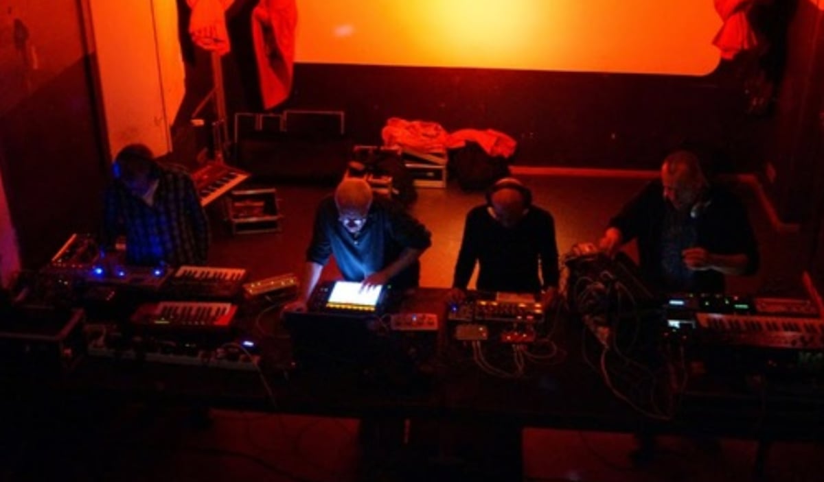 ambioSonics