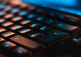 Die Verselbständigung des Kapitalismus – Wie KI die Bürokratie bestimmt