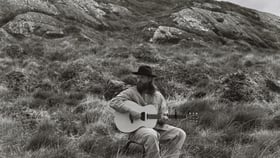 Ian Hooper