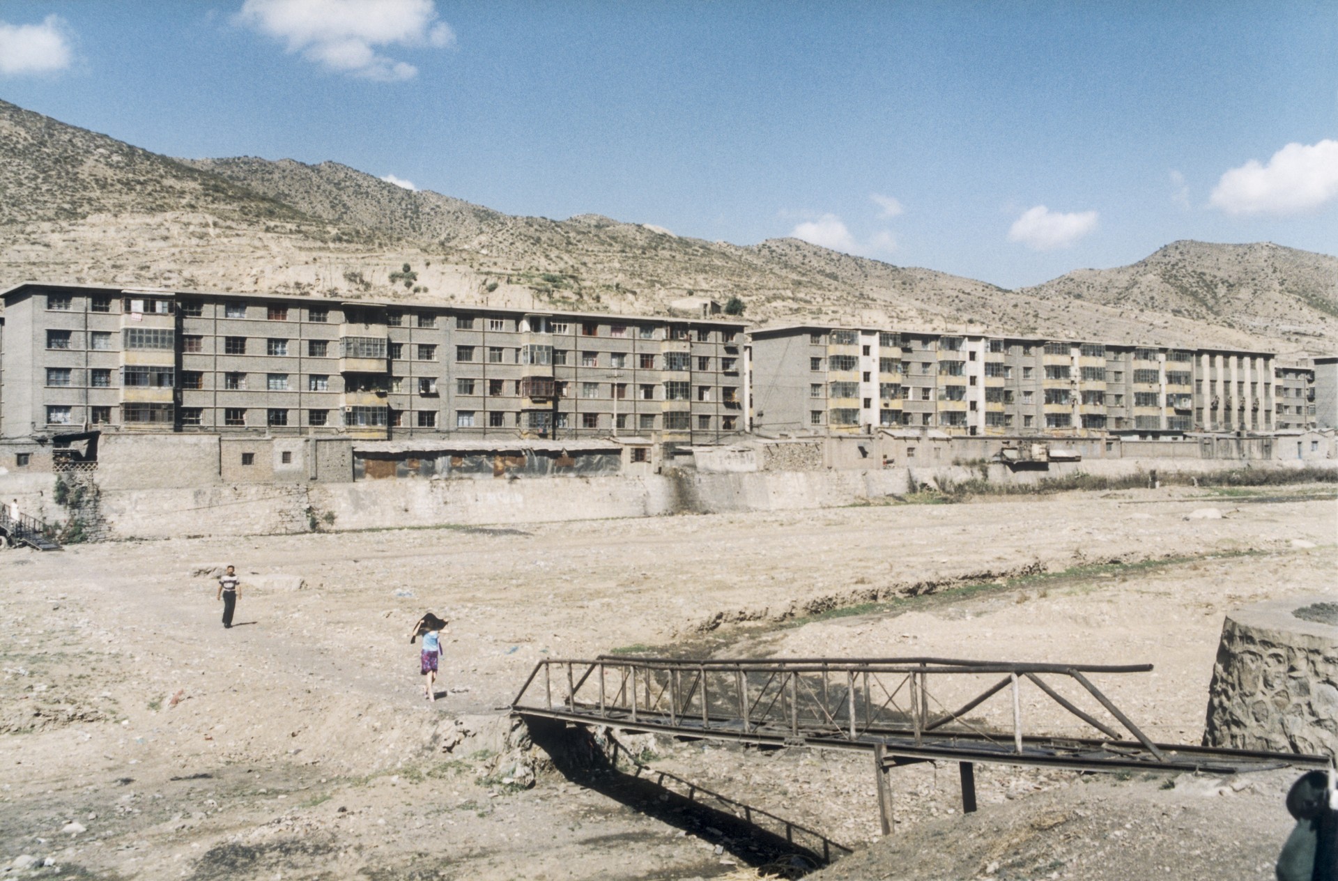 Bilder aus Caught by the Tides