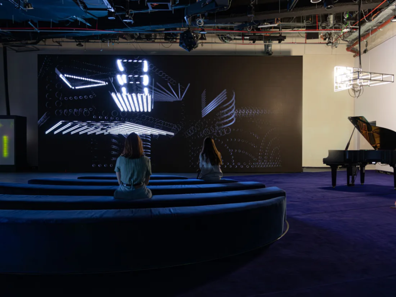 Philippe Parreno. Voices