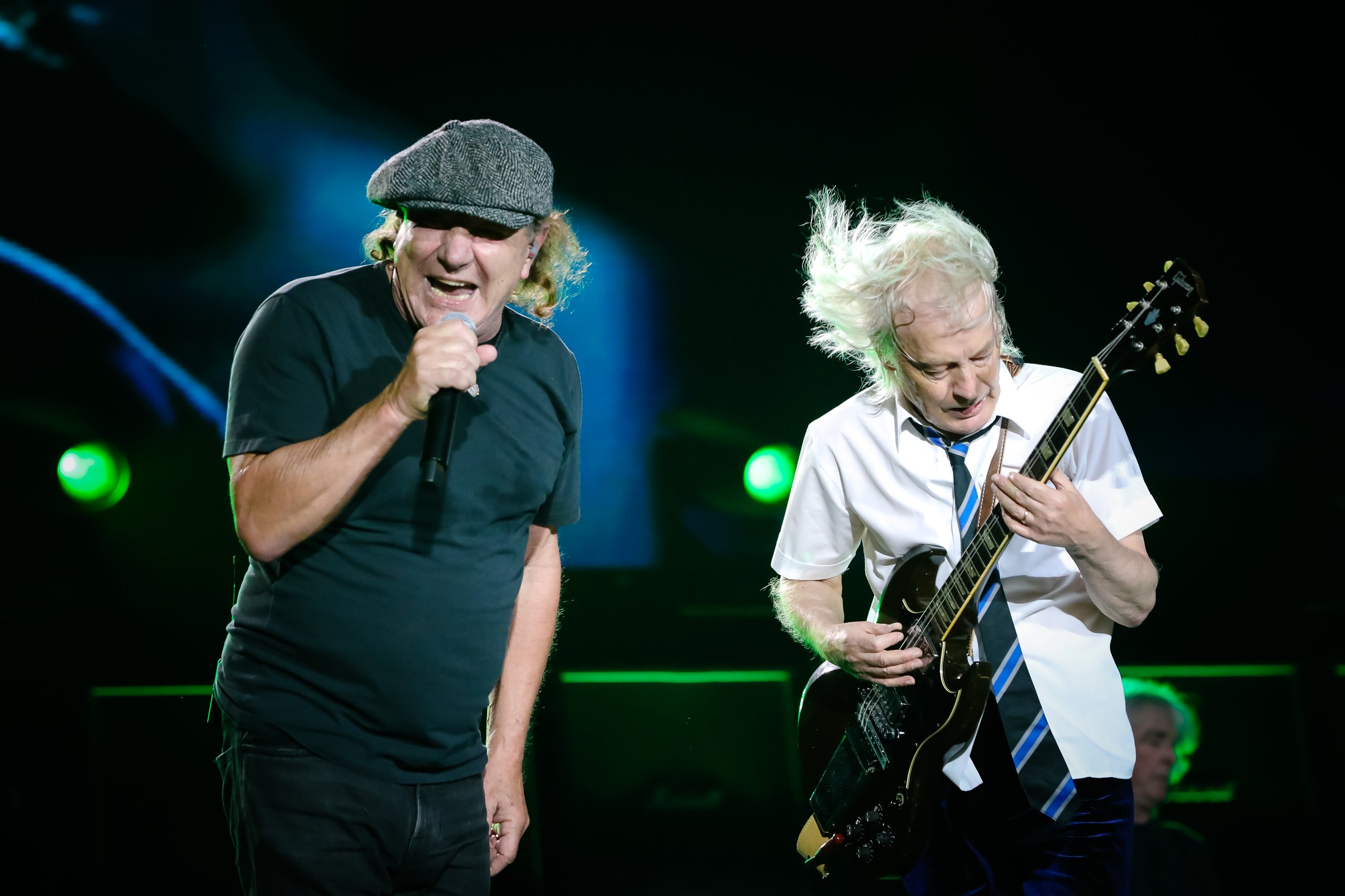 AC / DC
