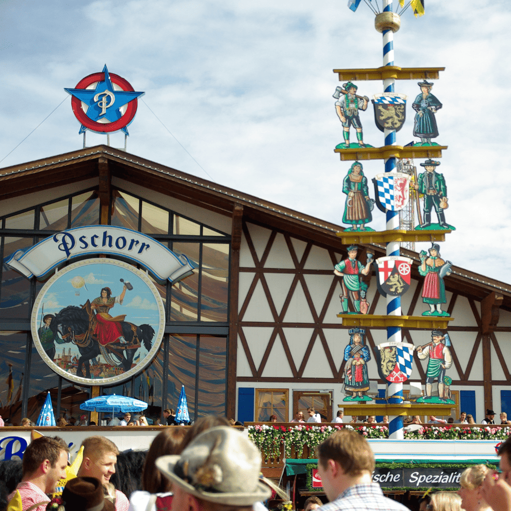 Wiesn-Tisch reservieren / Oktoberfest Tischreservierung