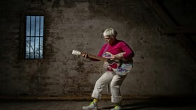 Wallis Bird