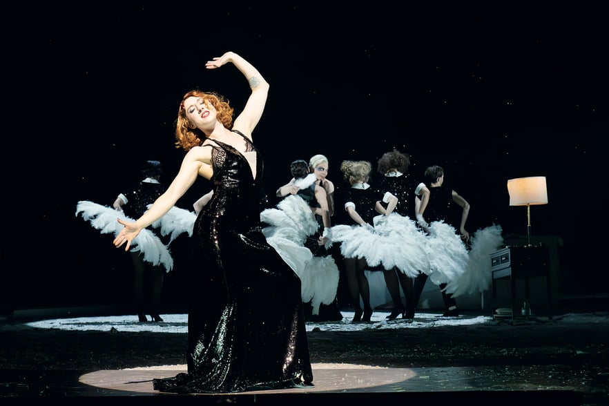 Musicals und Shows im April: Sehnsucht nach Auferstehung