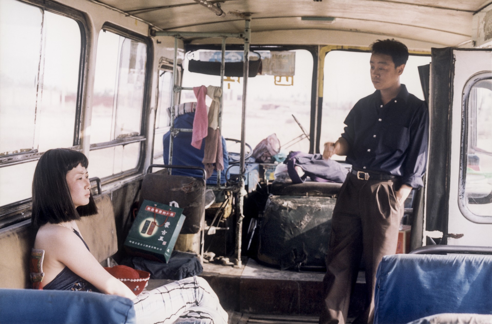 Bilder aus Caught by the Tides