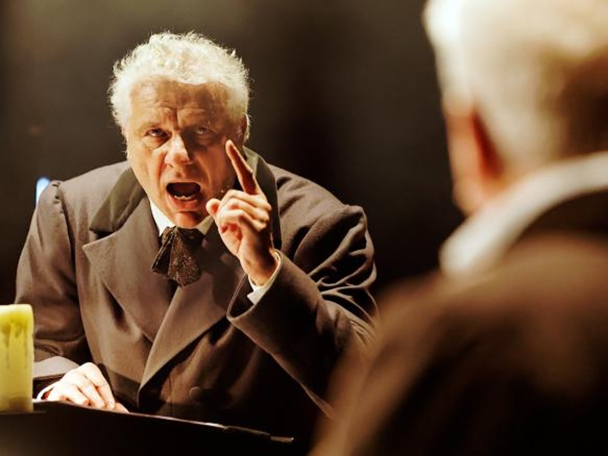 Miroslav Nemec & Udo Wachtveitl: Eine Weihnachtsgeschichte am 25. und 26. Dezember in der Isarphilharmonie