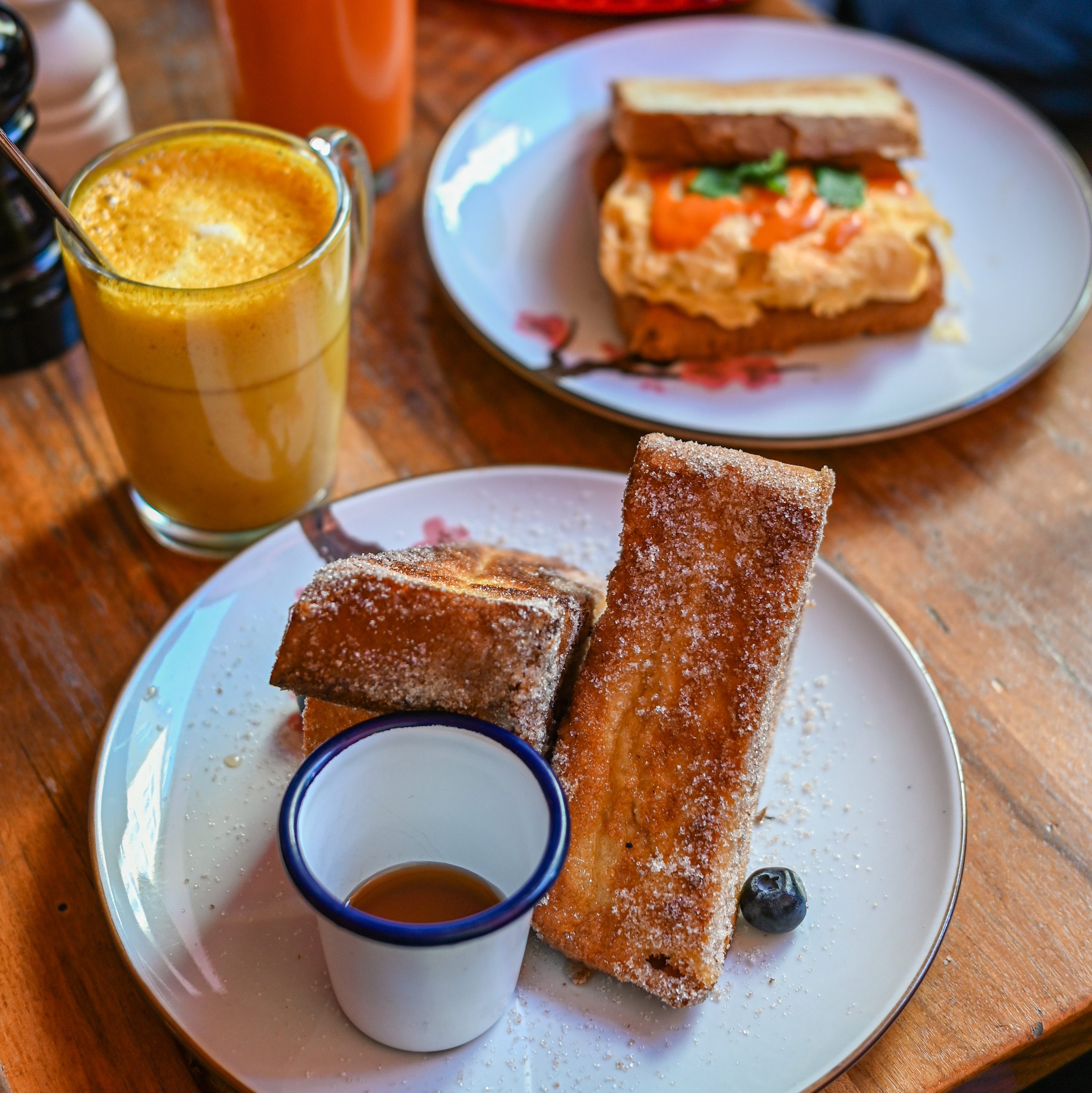 Café mit Terrasse: Freebird