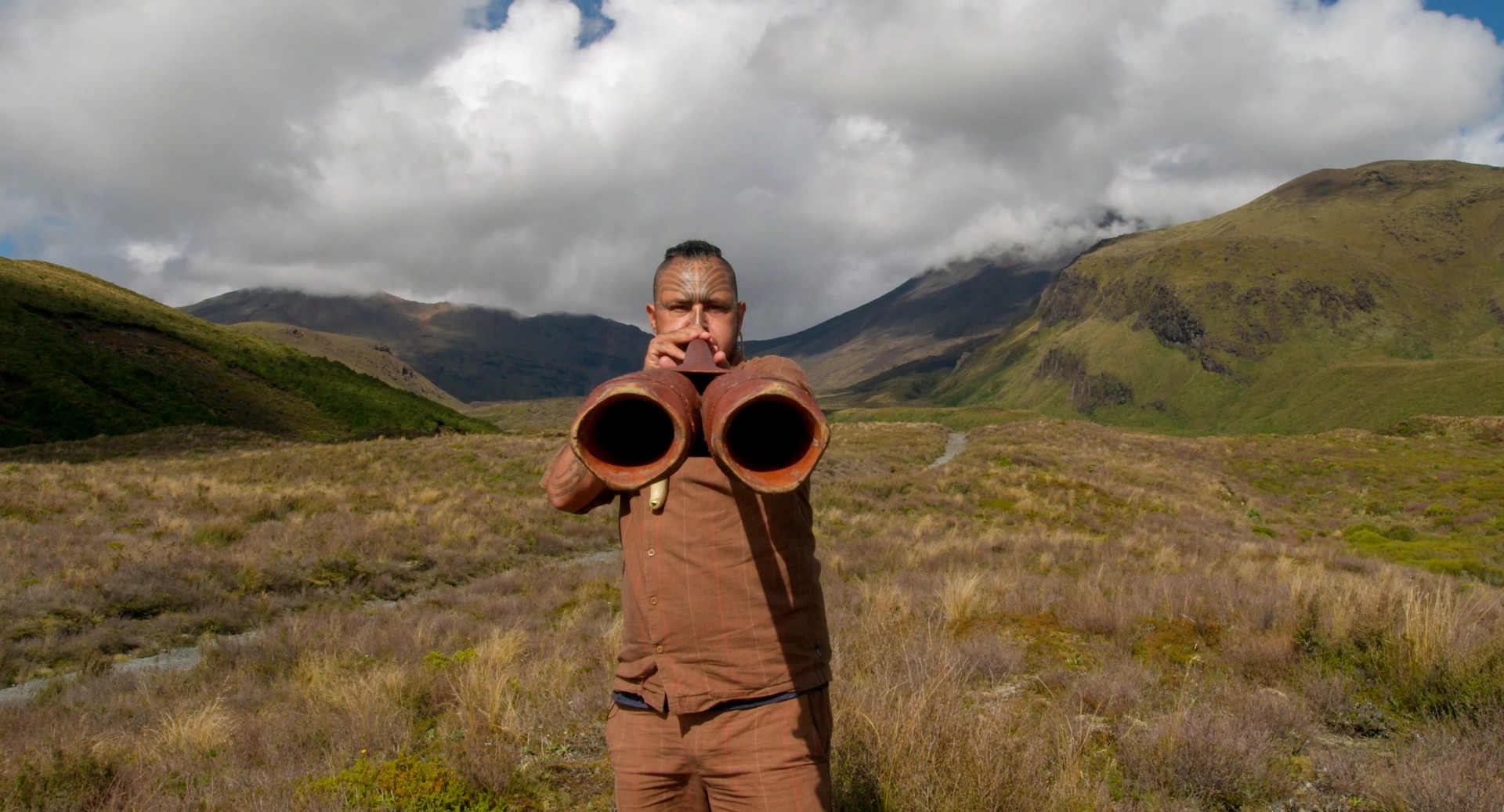 Bilder aus I Am The River, The River Is Me