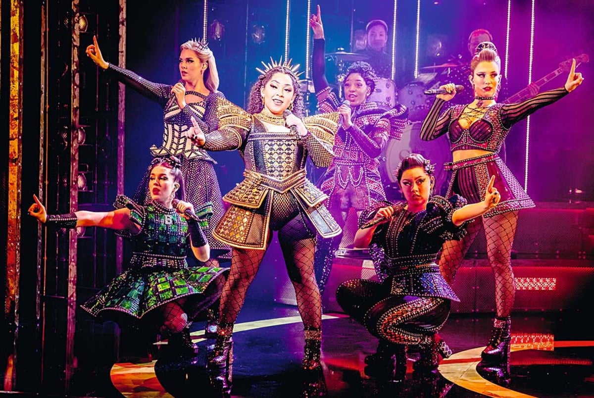 Historien-Pop-Spektakel: SIX