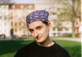 Kay Matter: „Helena oder Stay safe and sorry“ / „Muskeln aus Plastik“
