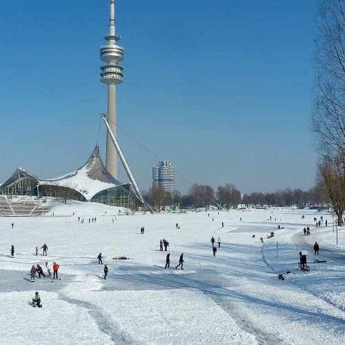 Schlittenfahren München, Rodeln, Rodelhügel, Rodelbahn München: Olympiaberg im Olympiapark