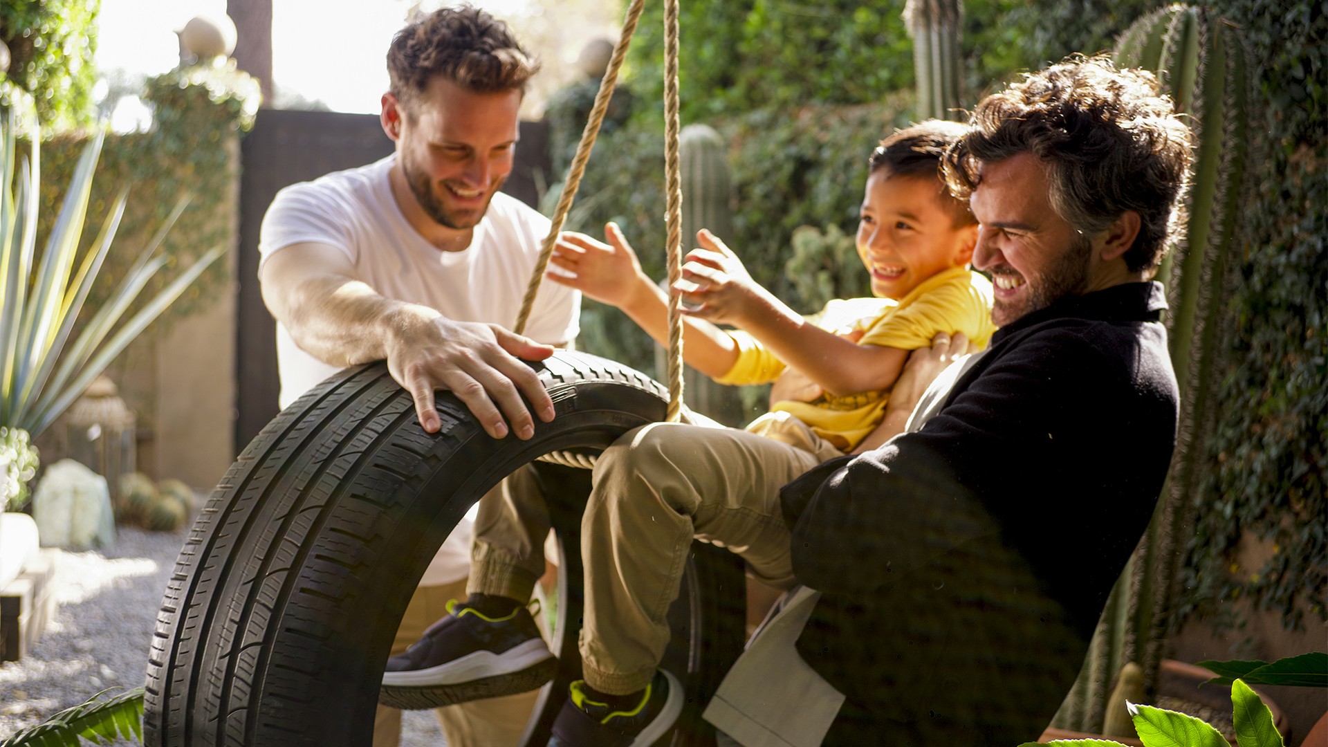 Bilder aus The Mattachine Familiy