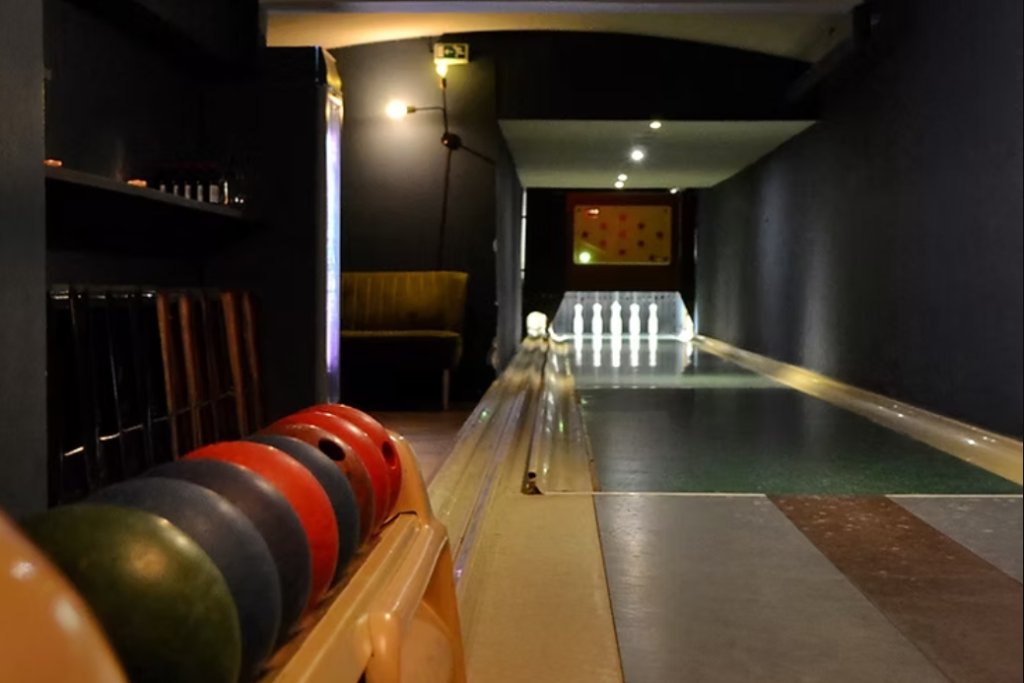 Kegeln im Goldenen Gustl