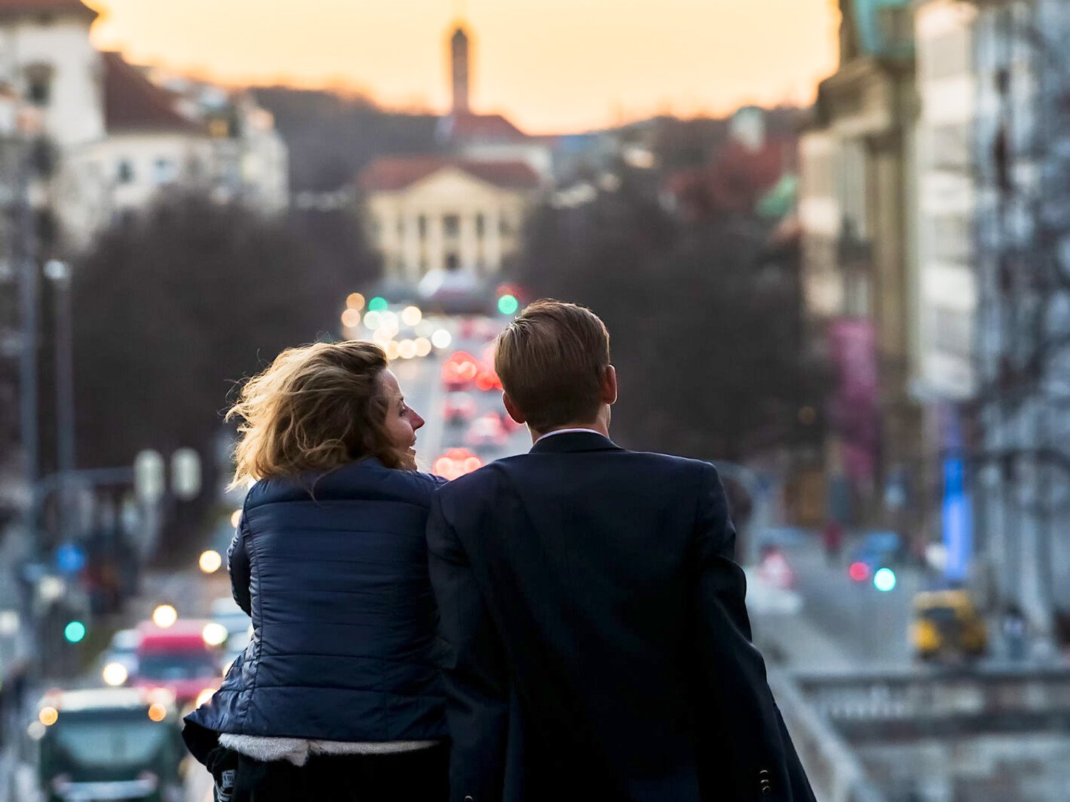 Paar am Friedensengel