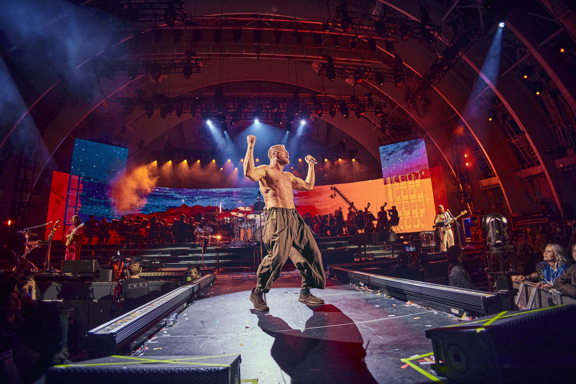 Bilder aus Imagine Dragons: Live From the Hollywood Bowl with the LA Film Orchestra
