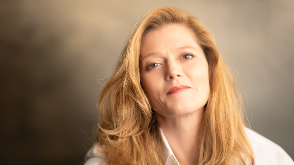 BRSO: Rattle, Hannigan – Bowler, Debussy, Strawinsky