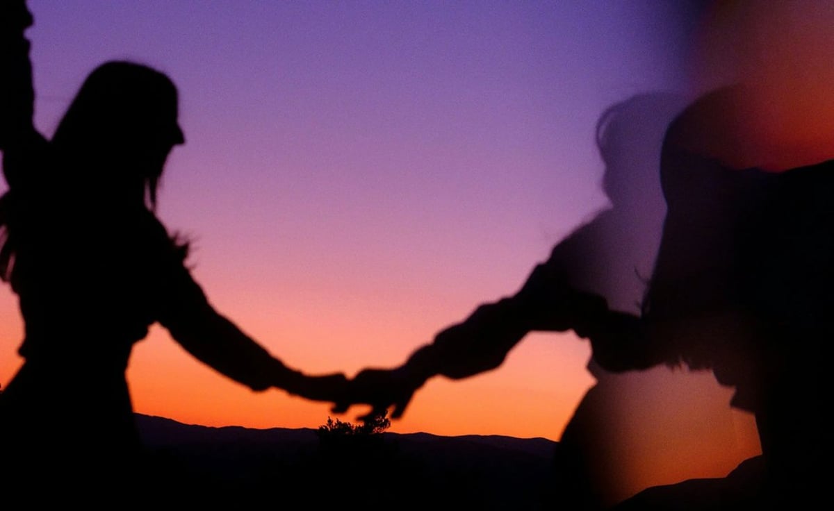 Roxton + Evon Rose