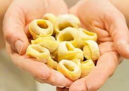 Mani in pasta: Tortellini