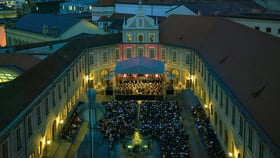Summer Proms im Brunnenhof