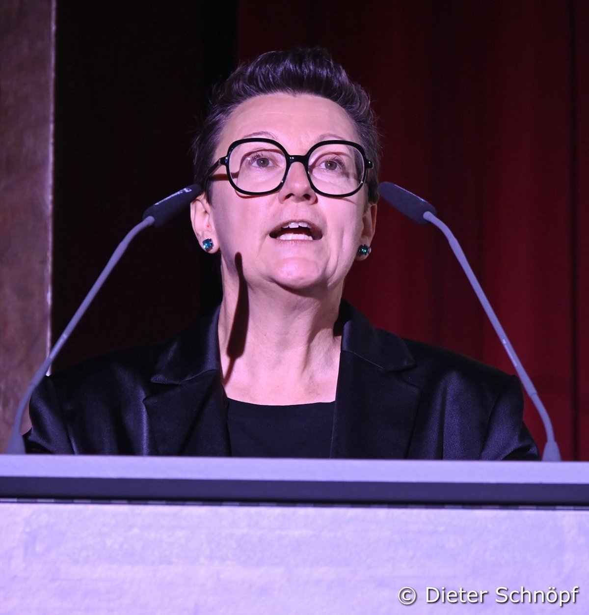 Lyrik on Stage: Melanie Arzenheimer bei Jan-Eike Hornauer