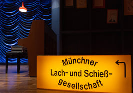 War was? 70 Jahre Münchner Lach- und Schießgesellschaft