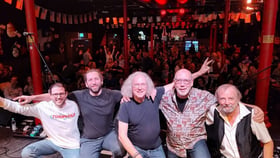 13. American Bar Night – „Midlife or Crisis?“ & Friends