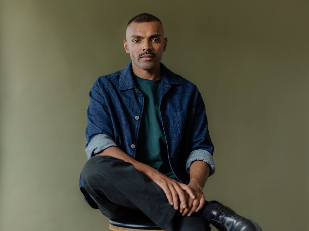 Sinthujan Varatharajah „wo zeit stehen bleibt“