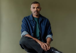 Sinthujan Varatharajah „wo zeit stehen bleibt“