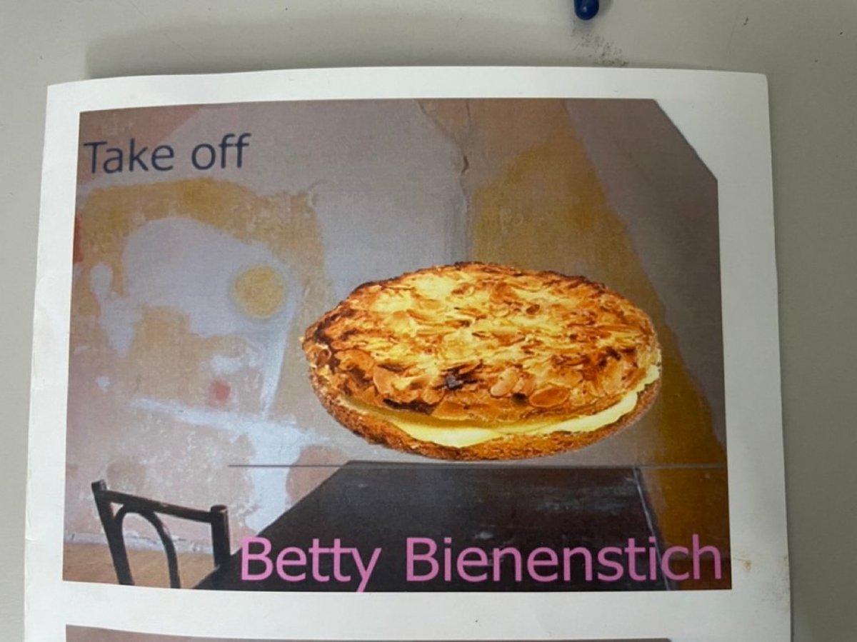 Lange Nacht der Museen – Betty Bienenstich -Take off