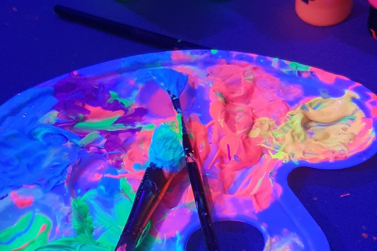 Neon & Paint  – Malen im Schwarzlicht