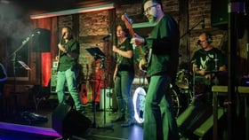 Cover Rock Band Heßlich