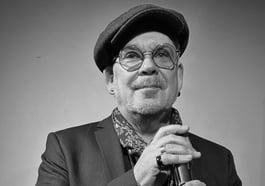 Knud Hammerschmidt „Der erstaunliche Rückbankboy“