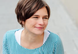 Lyrik on Stage: Heike Nieder bei Jan-Eike Hornauer