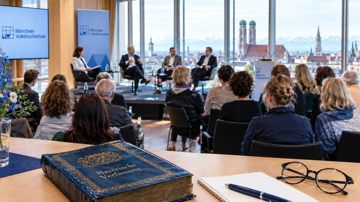 80 Jahre Bayerische Verfassung – Eine Bestandsaufnahme