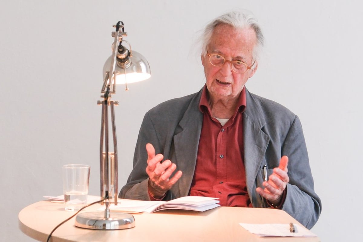 Münchner Literaturbüro – Helmut Vakily
