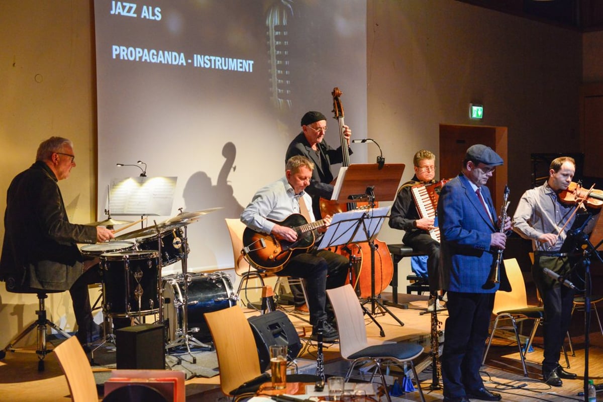 Die Freedom Swingers