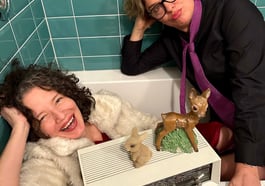 Antje Hobucher & Petra-Lina Schulze – Einmal muss die Party ja losgehen