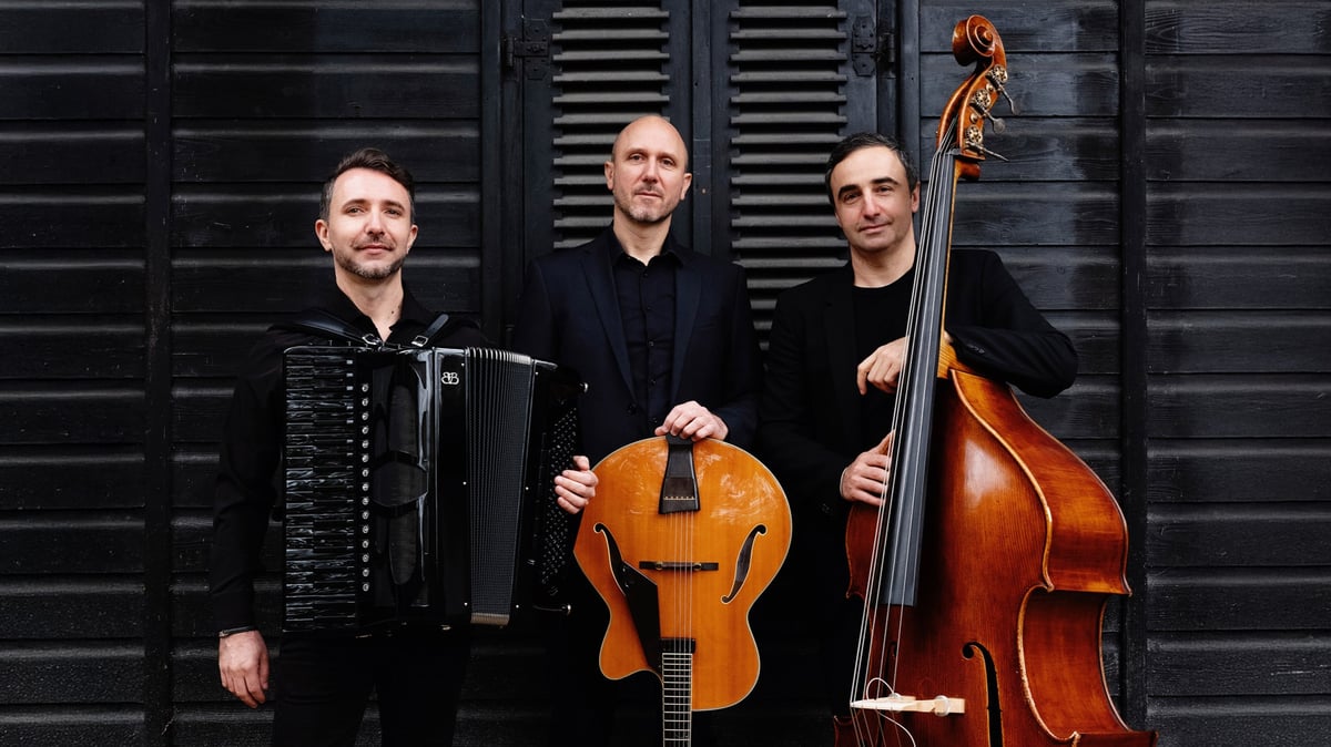 Acoustic Caravan: „Brillante“