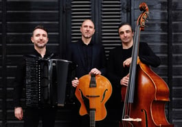 Acoustic Caravan: „Brillante“