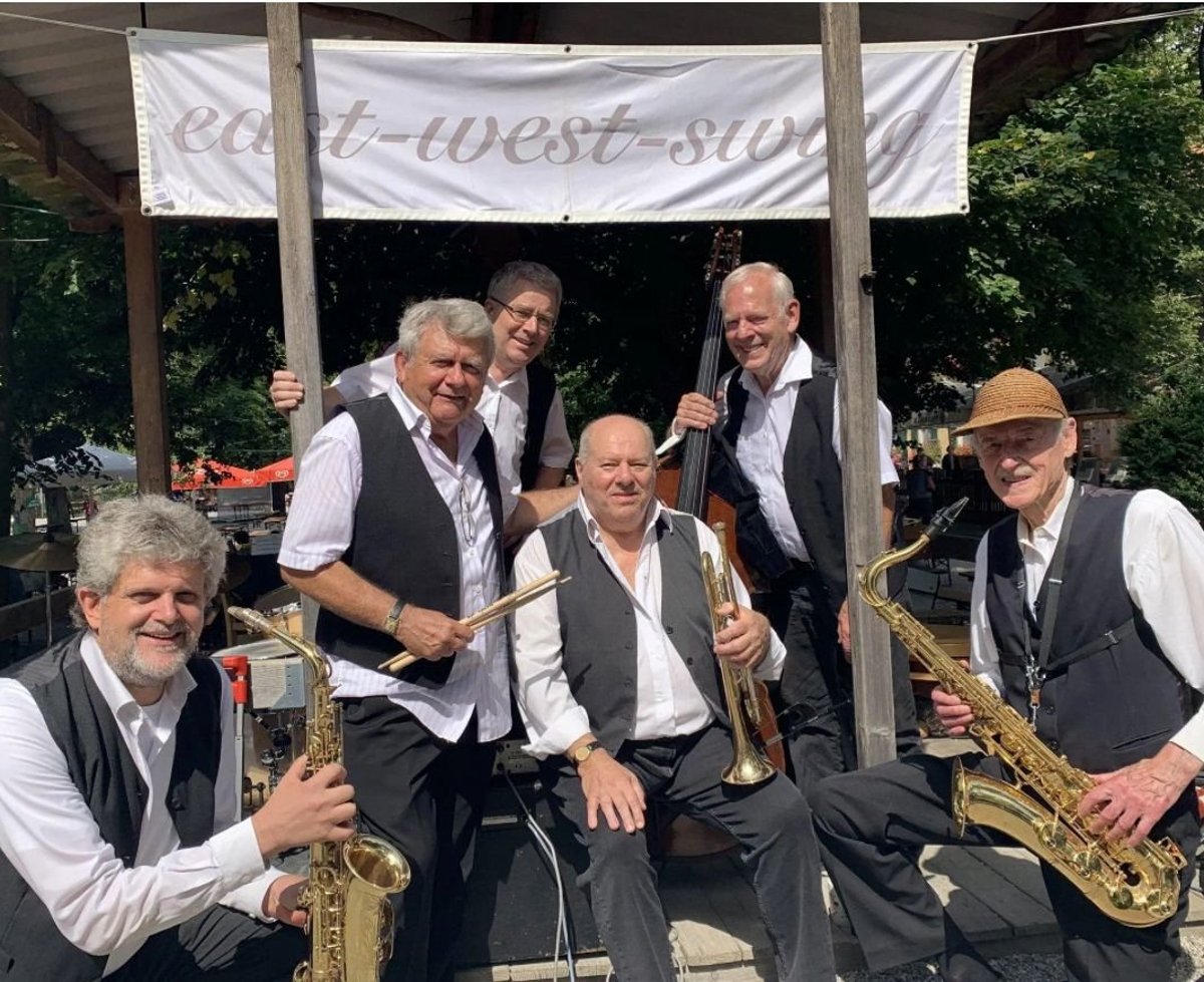 Tanzabend mit dem East-West-Swing-Sextett