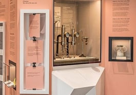 Abenteuer Wissenschaft – Alltagschemie auf den Spuren