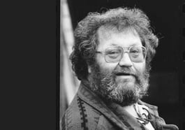 »Willst du Giraffen ohrfeigen, musst du ihr Niveau haben« (Martin Sperr)