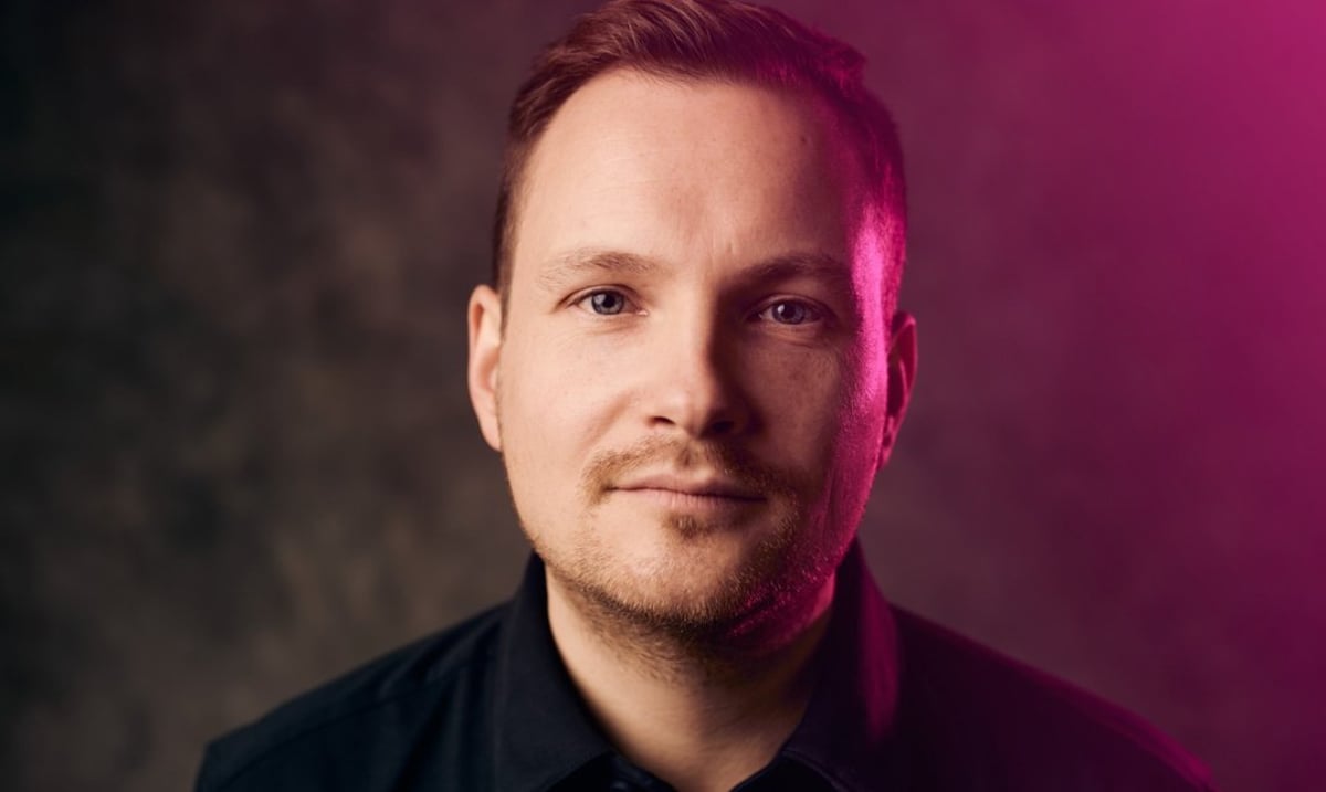 Jakob Schwerdtfeger – Punkt Punkt Komma Strich, fertig ist die Kunstgeschicht